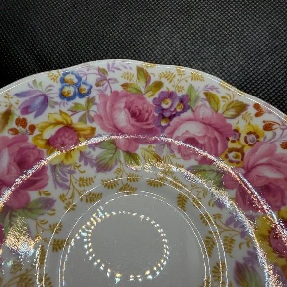 Royal Albert SERENA Tea Cup and Saucer, Vintage English Bone China, Floral Roses - Picture 5 of 10